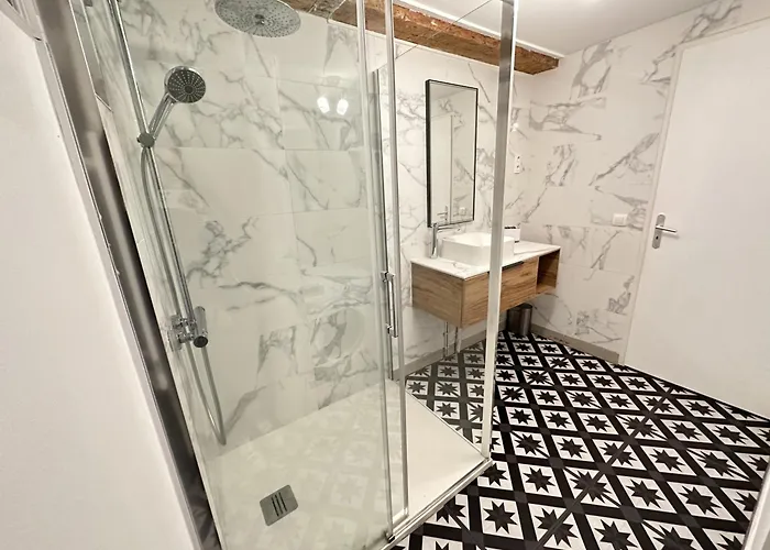 Port-vendres: Duplex 3 Chambres, Climatise, Proche Du - Fr-1-309-297 *